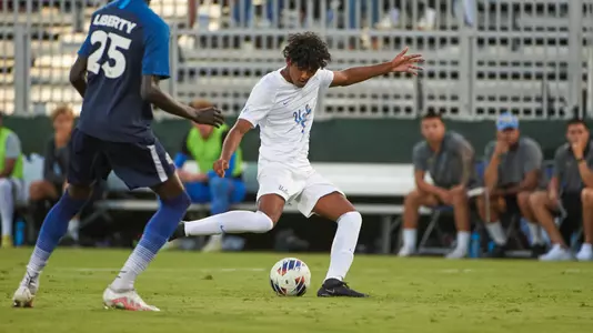 UCLA Athletics - 2022 UCLA Men's Soccer versus the Liberty University, Wallis Annenberg Stadium, UCLA, Los Angeles, CA. September 2nd, 2022Copyright Don Liebig/ASUCLA220902_MSOC_0069.NEF