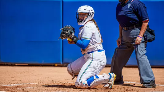 UCLA Athletics -  2022 UCLA Softball versus  the University of California at Berkeley, Easton Stadium, UCLA, Los Angeles, CAMay 15th, 2022Copyright Don Liebig/ASUCLA220514_SFB_0458.NEF