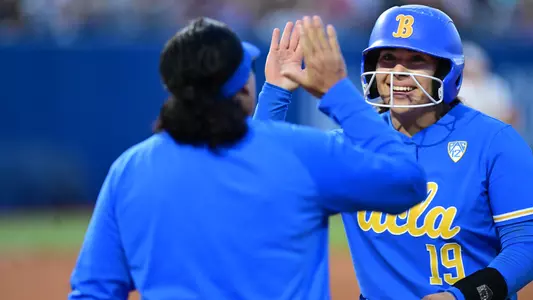 Oklahoma City, OK - June 3, 2022 - ASA Hall of Fame Stadium: Alyssa Garcia (19) of the University of California Los Angeles (UCLA) Bruins during the 2022 Women's College World Series.(Photo by Joshua R. Gateley / ESPN Images)
