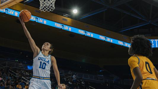 Gina Conti layup against California (Jan. 15)