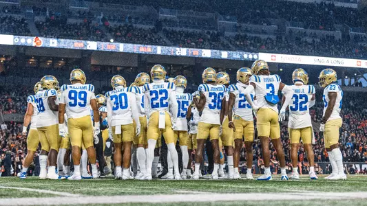2023 UCLA FB (Photo: Sam Lazarus)
