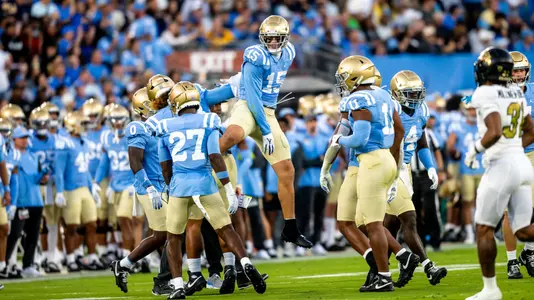 Laiatu Latu (Photo: Scott Chandler)