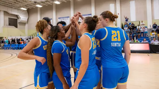 UCLA Huddle_vs. UConn (Nov. 24)