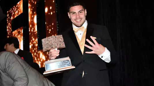 Lombardi Award winner Laiatu Latu