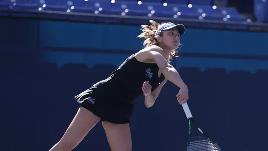 Elise Wagle (Photo: Jesus Ramirez)