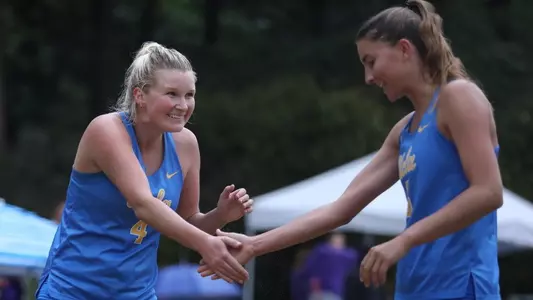 Rileigh Powers (left) and Haley Hallgren