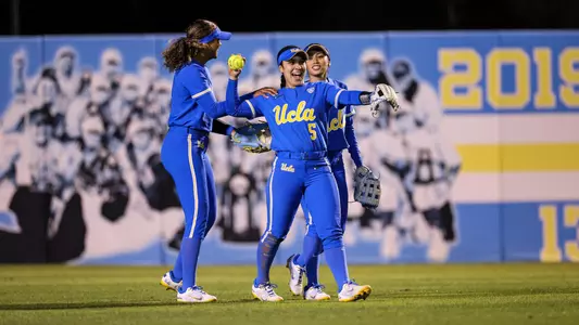 Savannah Pola, Maya Brady and Janelle Meoño