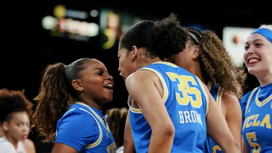 Londynn Jones and Camryn Brown (Mar. 2)