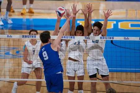 UCLA Athletics - 2023 UCLA Men's Volleyball versus the BYU Cougars. Pauley Pavilion, UCLA, Los Angeles, CA.
February 17th, 2023
Copyright Don Liebig/ASUCLA
230217_MVOL_0107.NEF