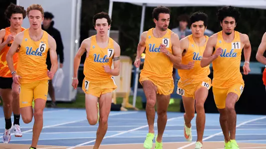 Men's Distance Runners at Bob Larsen Distance Carnival