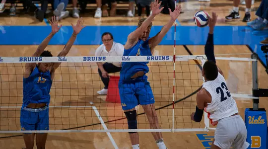 UCLA Athletics - 2023 UCLA Men's Volleyball versus the Pepperdine Waves. Pauley Pavilion, UCLA, Los Angeles, CA.
April 15th, 2023
Copyright  Don Liebig/ASUCLA
230415_MVOL_0130.NEF