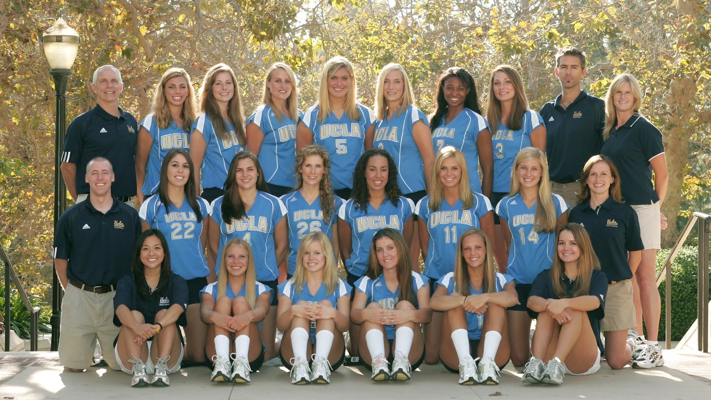 2005 UCLA Women's Volleyball Team Photo
