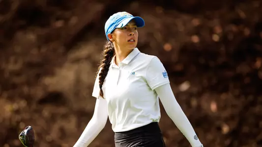 Caroline Canales watches her tee shot on hole 17 during the second round of the 2023 U.S. Women's Amateur at Bel-Air Country Club in Los Angeles, Calif. on Tuesday, Aug. 8, 2023. (James Gilbert/USGA)