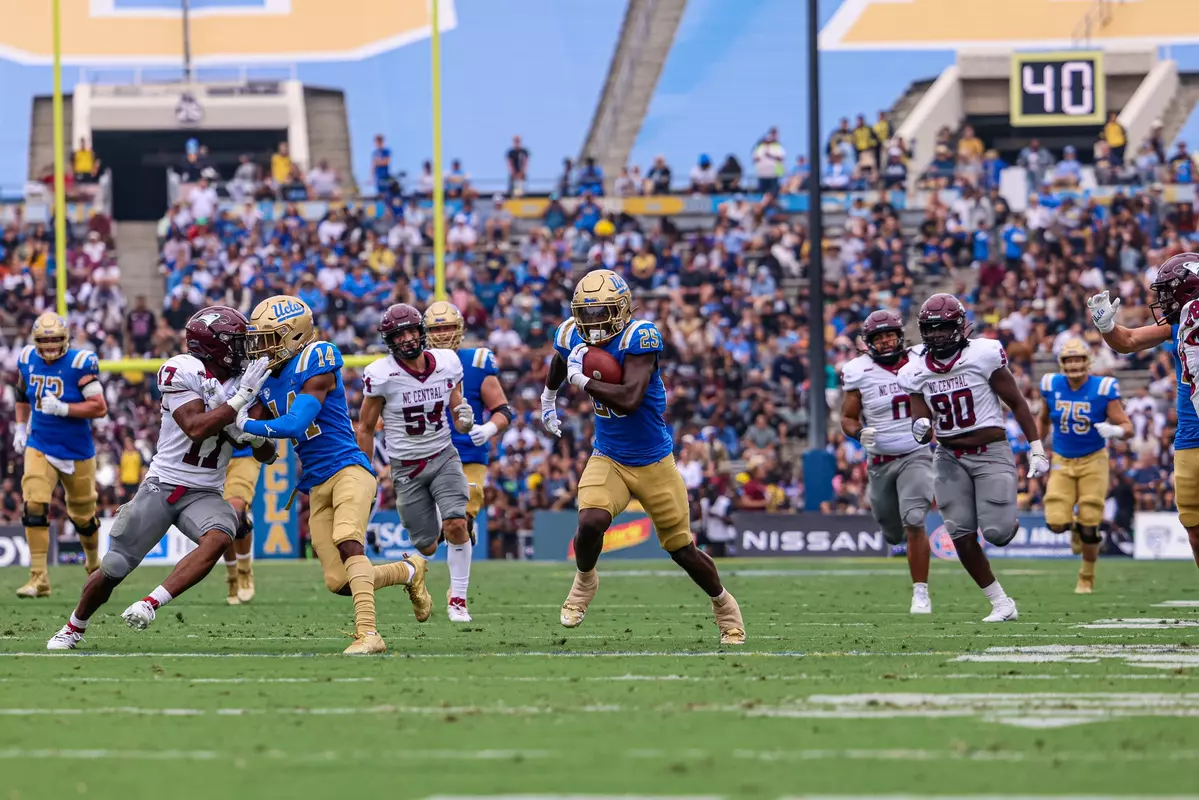 T.J. Harden rushes for touchdown_NC Central (Sept. 16)