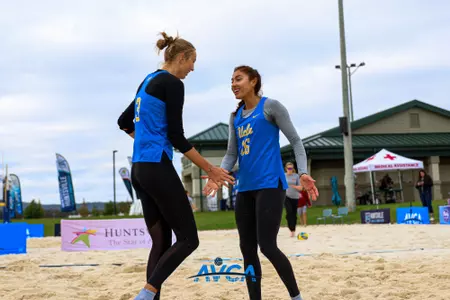 Reagan Hope and Alexa Fernandez