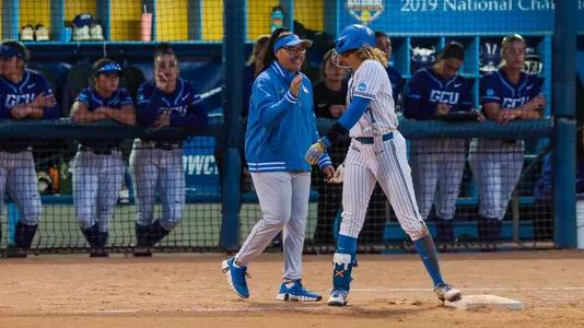 Lisa Fernandez and Maya Brady