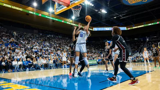 Lauren Betts_vs. South Carolina (Nov. 24, 2024)