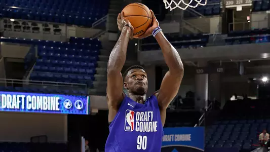 Adem Bona in action at Wintrust Arena in Chicago, Illinois. Photo by Kamil Krzaczynski/NBAE via Getty Images.