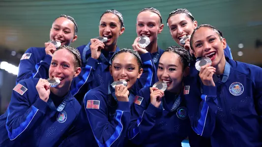 PARIS, FRANCE - AUGUST 07: Silver Medalists of Team United States pose following the Artistic Swimming medal ceremony after the Team Acrobatic Routine on day twelve of the Olympic Games Paris 2024 at Aquatics Centre on August 07, 2024 in Paris, France. (Photo by Maddie Meyer/Getty Images)