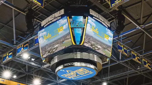 UCLA_Pauley Pavilion_Jumbotron_B1G