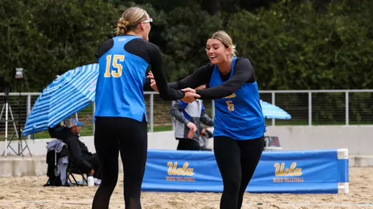Kenzie Brower (left) and Hannah Fleming