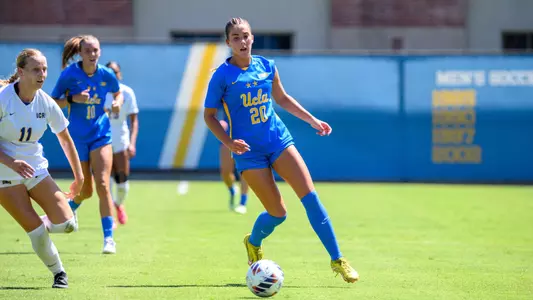 Bella Winn_UCLA W. Soccer