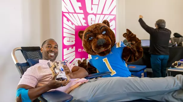 Martin Jarmond and Joe Bruin at the We Give Blood drive