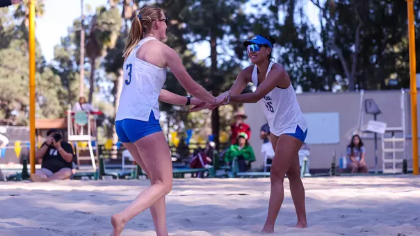 Ava Williamson and Alexa Fernandez