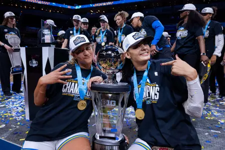 Lauren Betts_Sienna Betts_Big Ten Tournament Celebration (March 8, 2026)