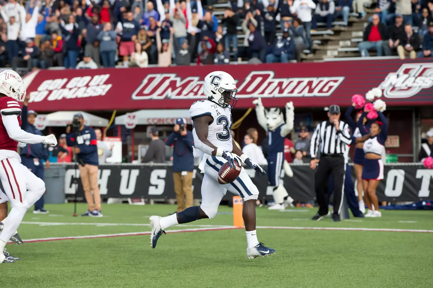 UConn vs UMass 10/26/19