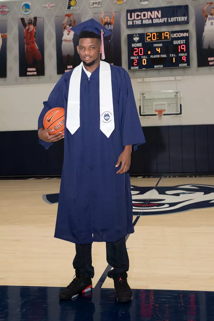 Erik Cobb(Basketball)