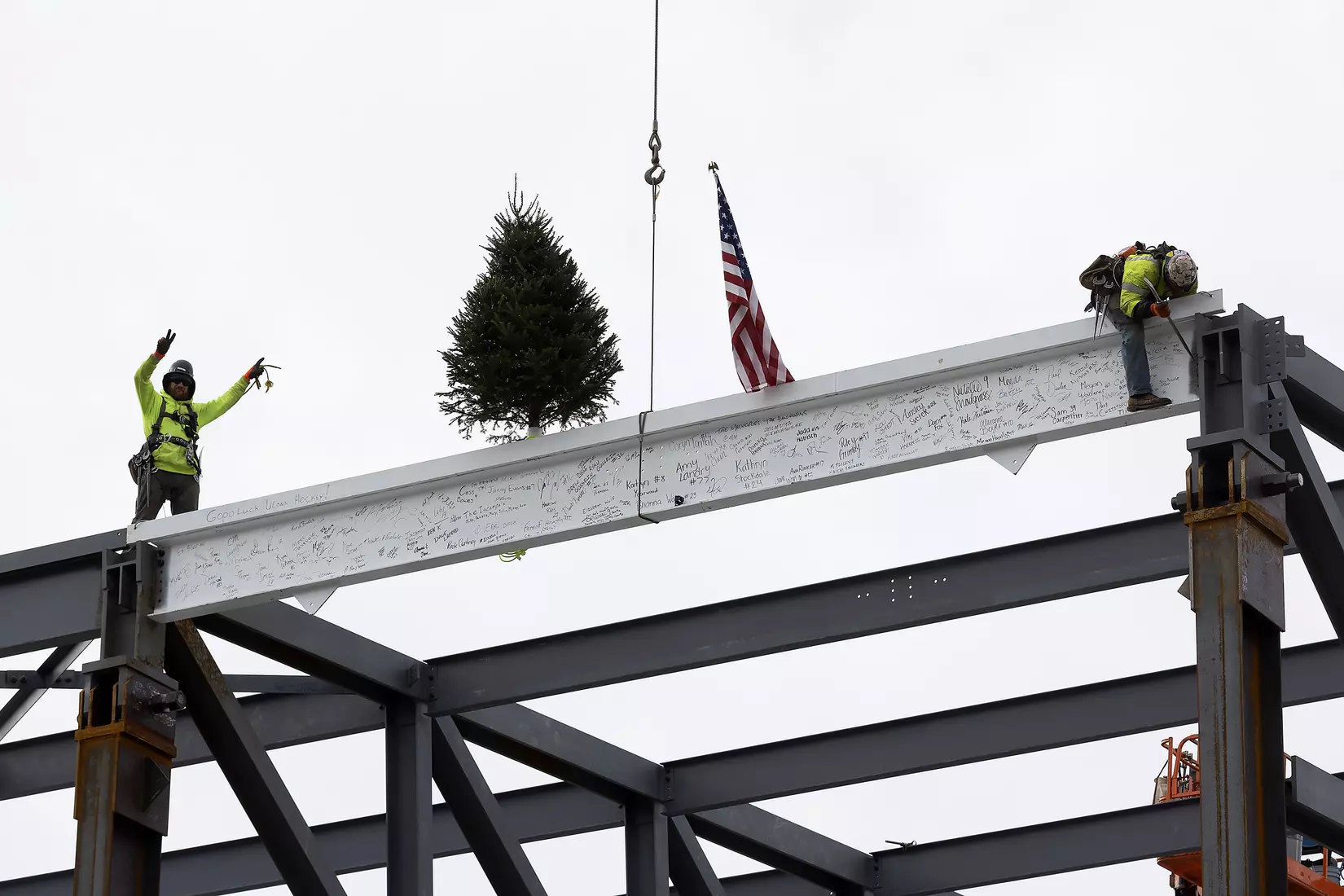 UConn Hockey Arena Topping-Off Ceremony 12/10/21