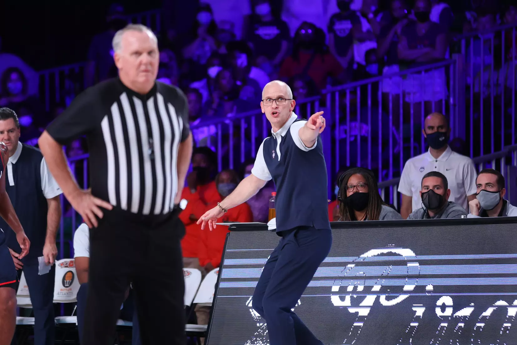 Connecticut Huskies head coach Dan Hurley at the Battle 4 Atlantis Wednesday, November 24, 2021 at Atlantis, Paradise Island in the Bahamas. (Photo by Tim Aylen)