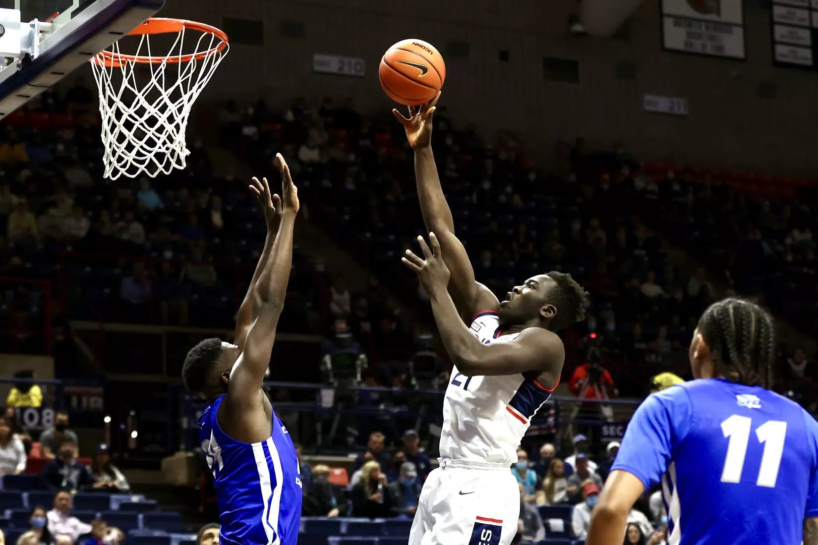 UConn vs CCSU at Gampel Pavilion 11/9/21