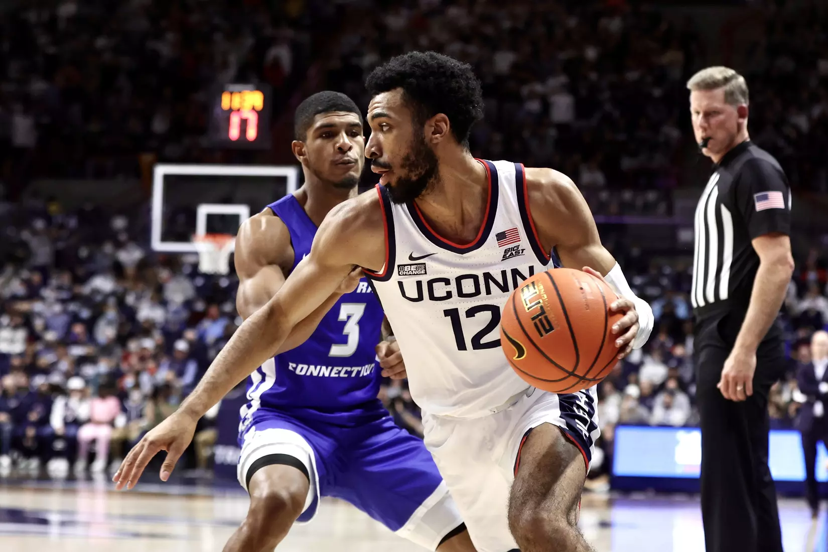 UConn vs CCSU at Gampel Pavilion 11/9/21