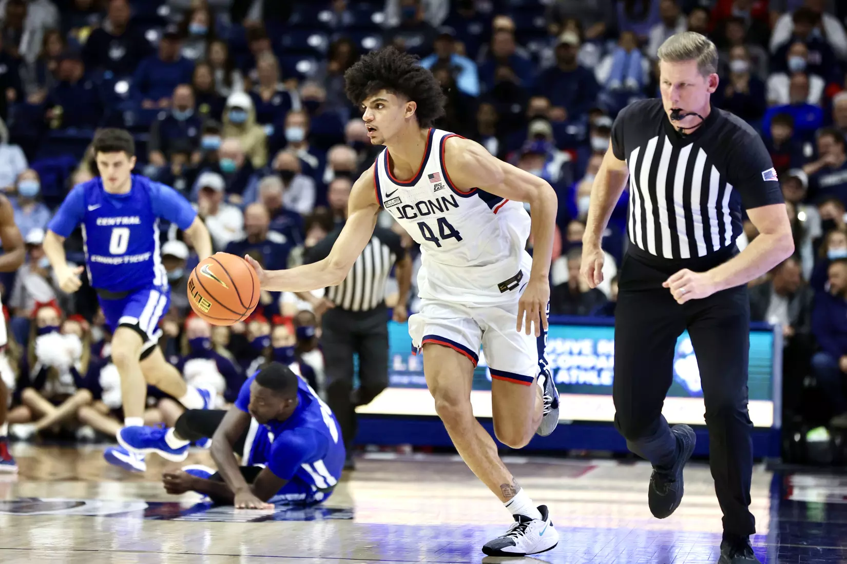 UConn vs CCSU at Gampel Pavilion 11/9/21