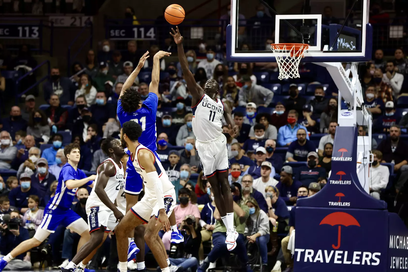 UConn vs CCSU at Gampel Pavilion 11/9/21