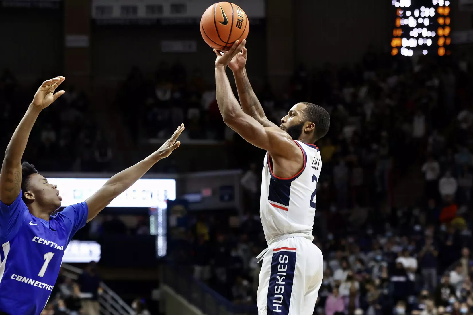 UConn vs CCSU at Gampel Pavilion 11/9/21