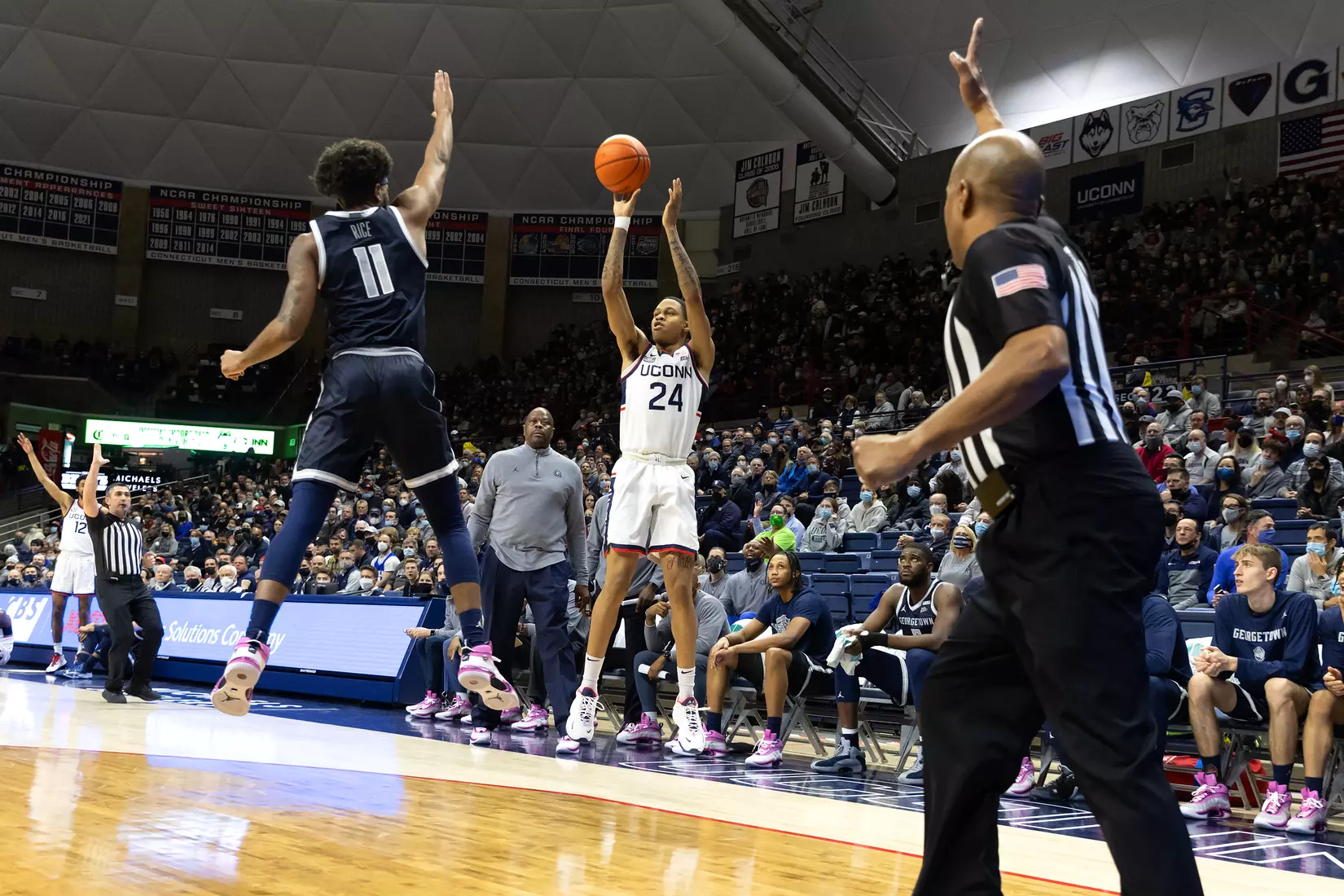 UConn vs Georgetown at Gampel Pavilion, 1/25/22