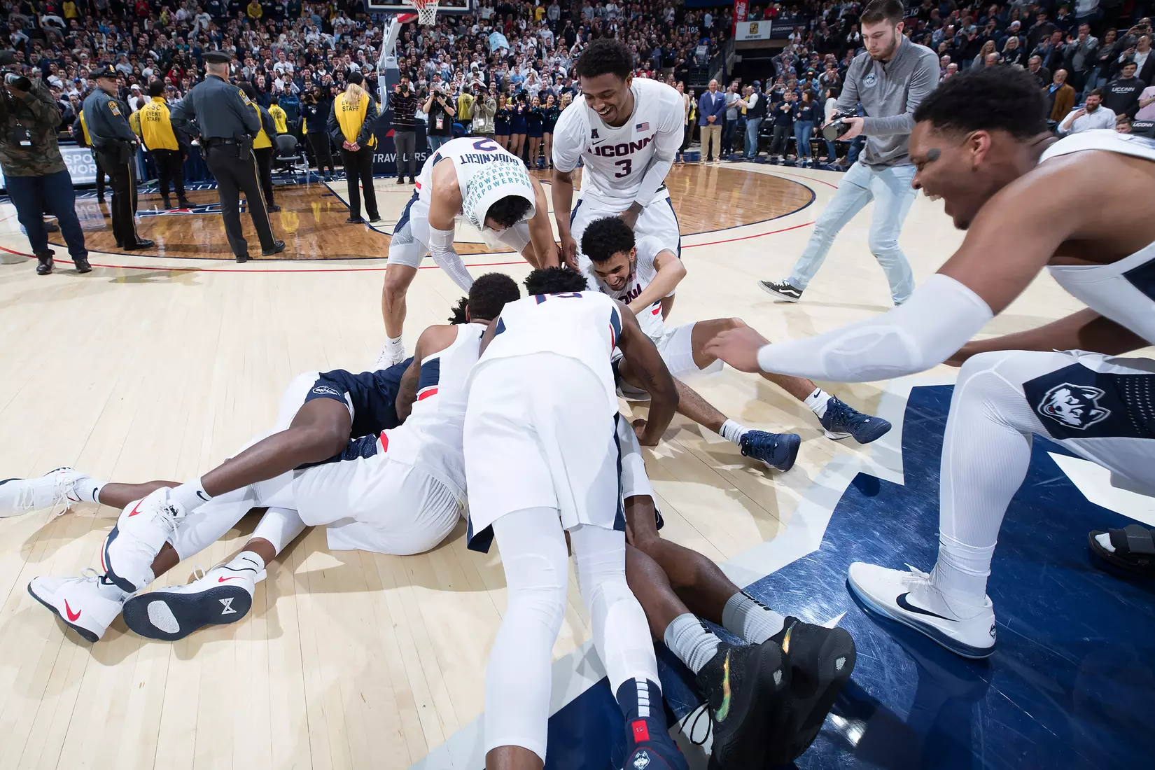 UConn vs Houston 3/5/20