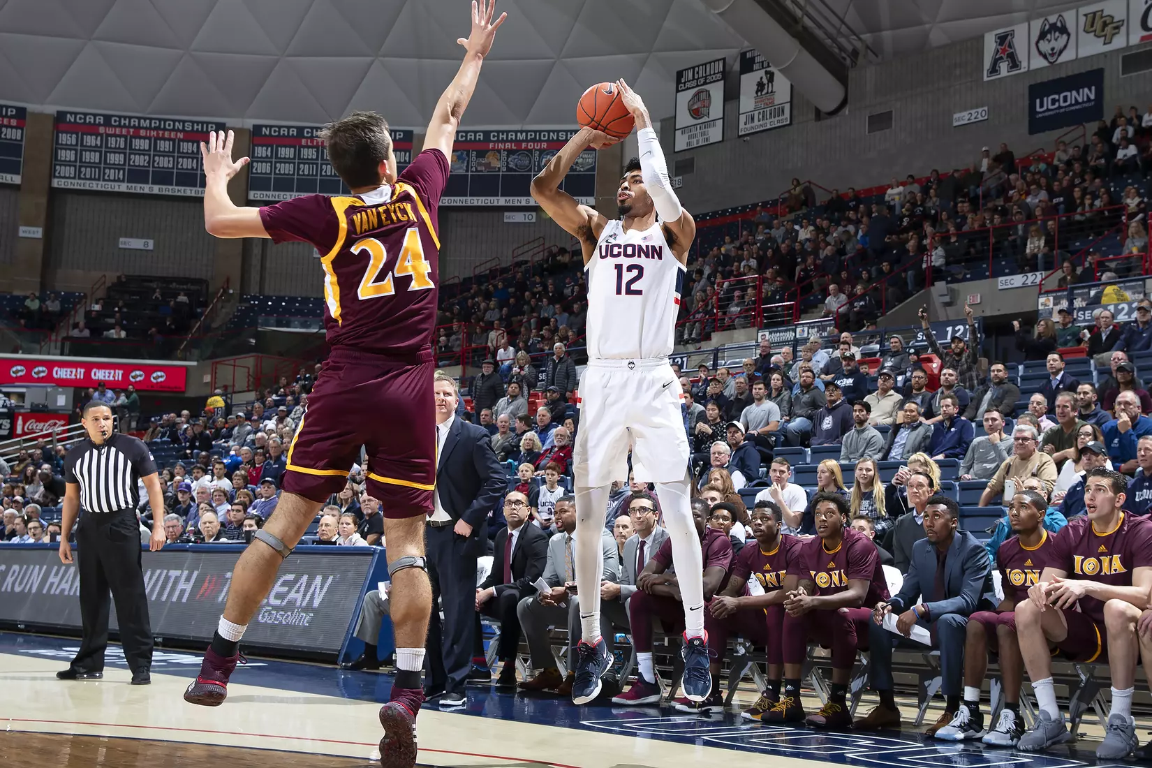 UConn vs Iona 12/4/19