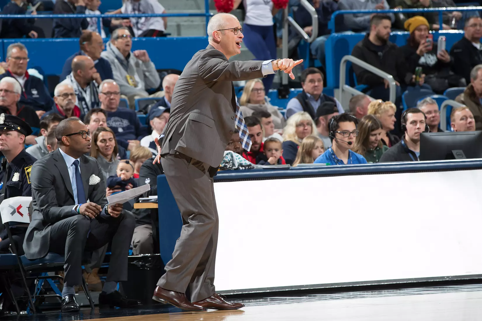 UConn vs Maine 12/1/19