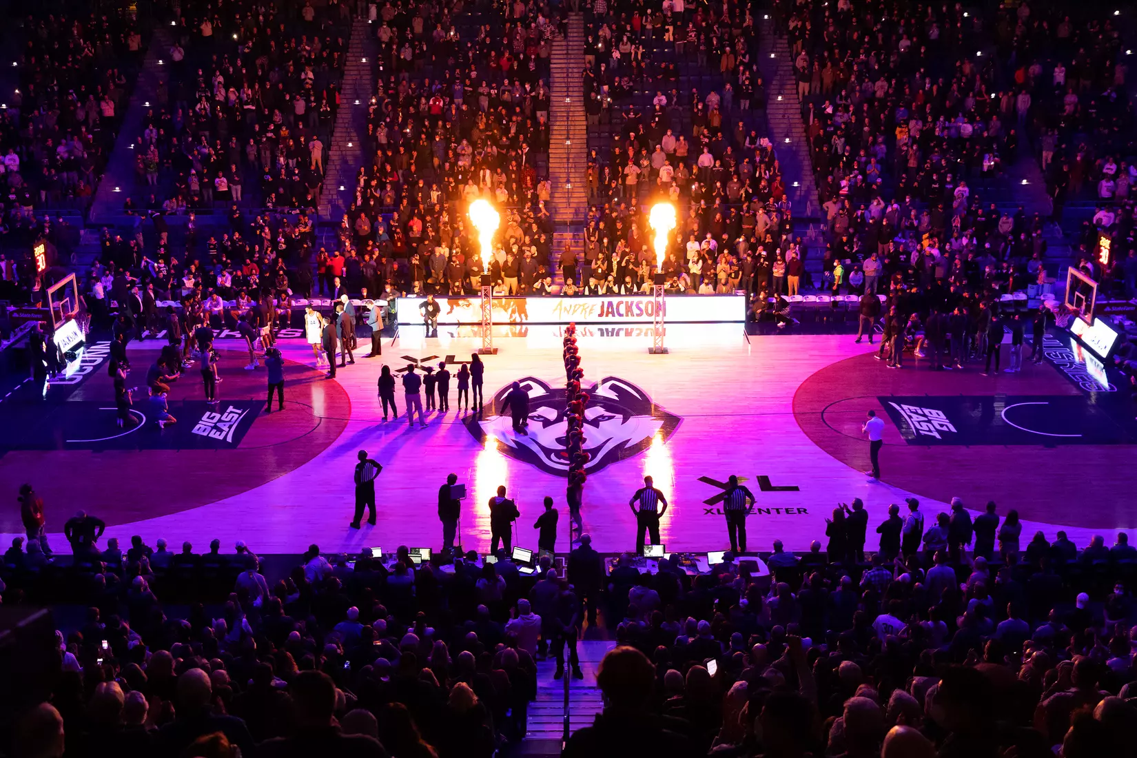 UConn vs Providence at XL Center, Hartford, CT 12/18/21