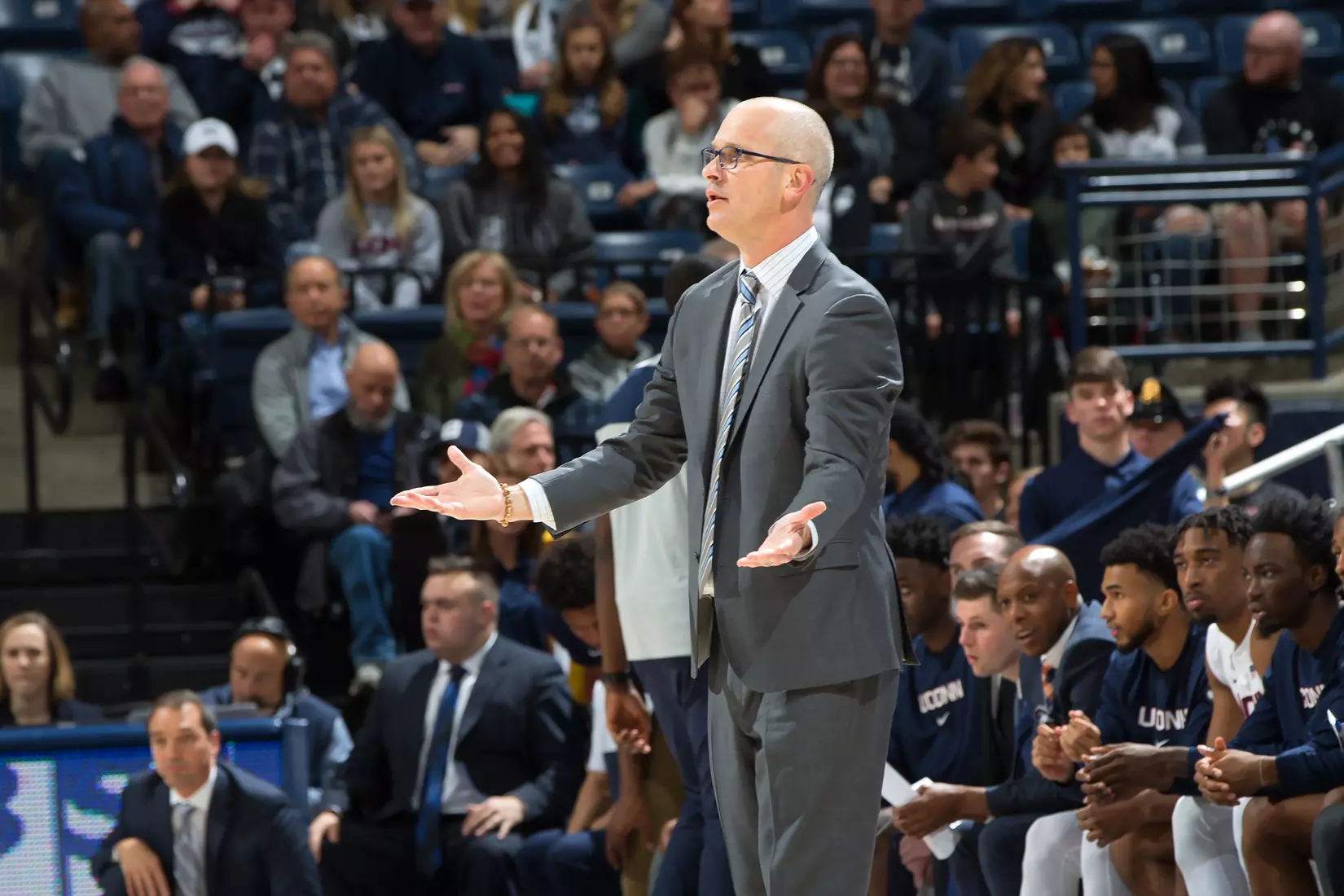 UConn vs Sacred Heart 11/8/19