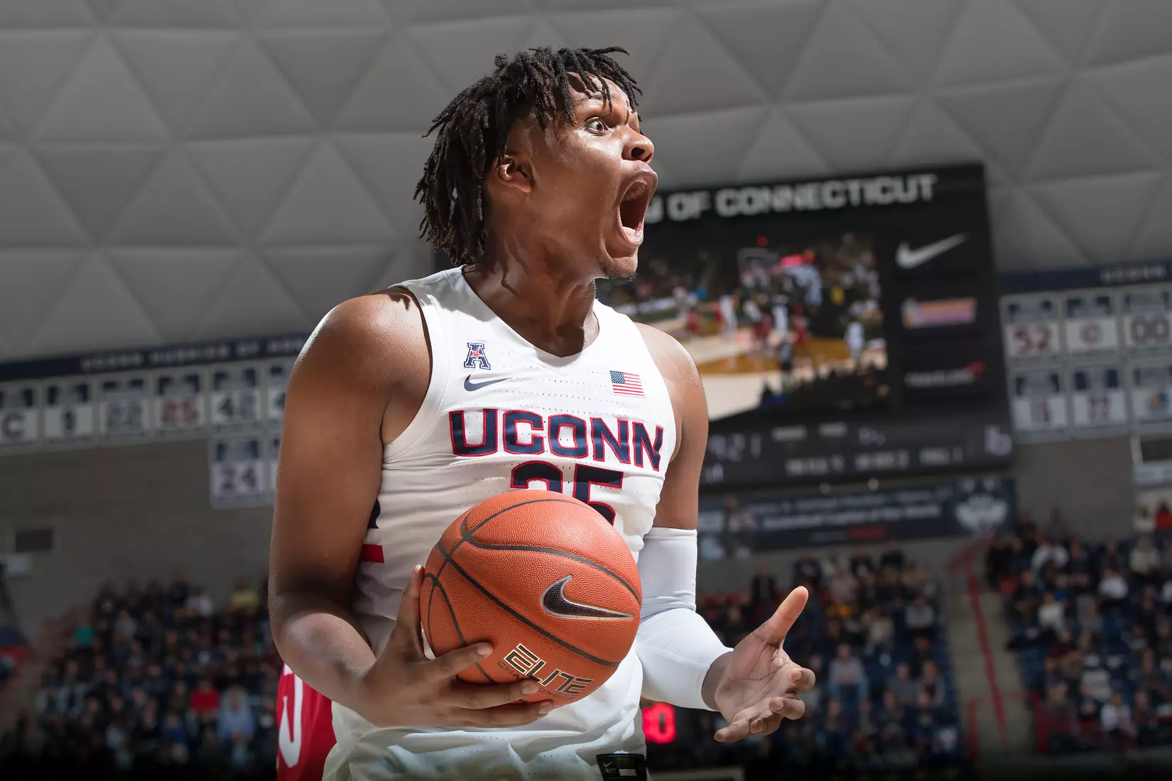 UConn vs Sacred Heart 11/8/19