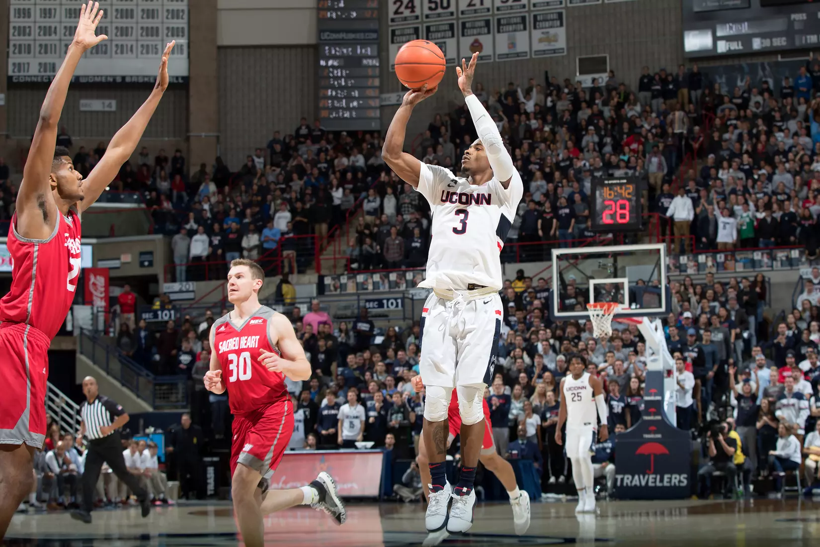 UConn vs Sacred Heart 11/8/19