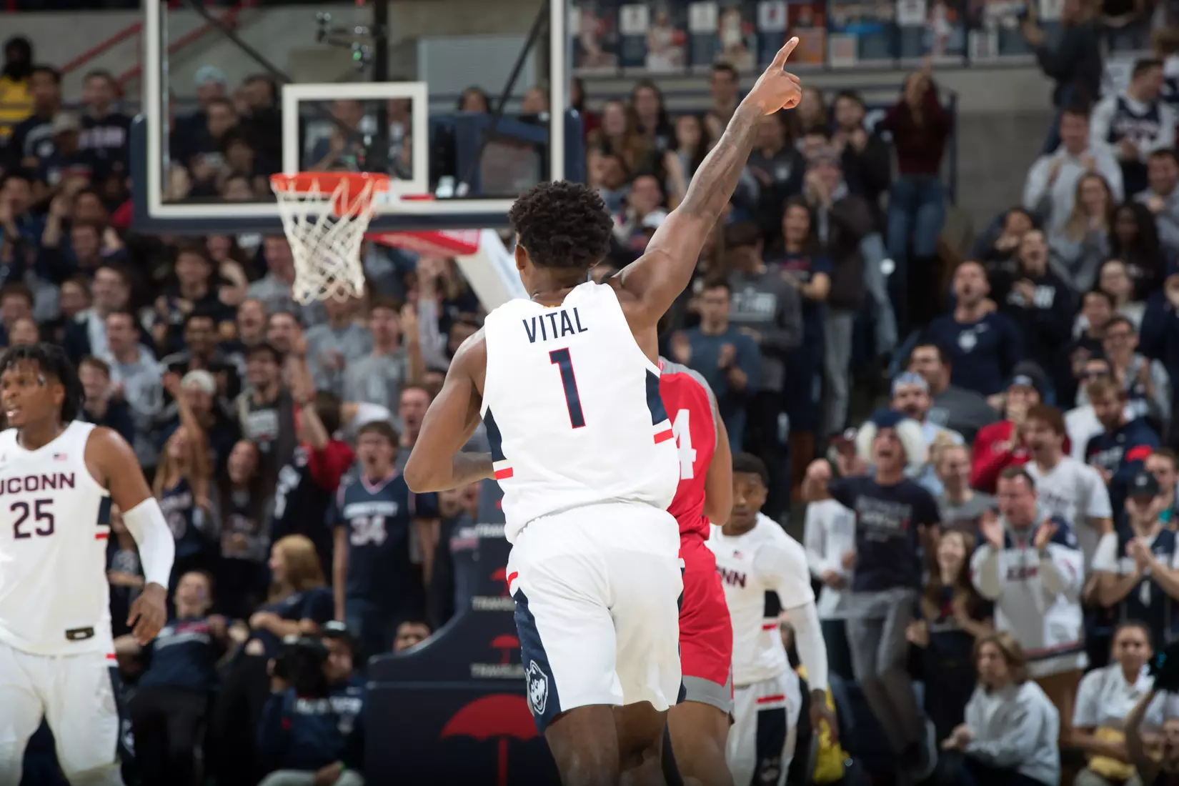 UConn vs Sacred Heart 11/8/19