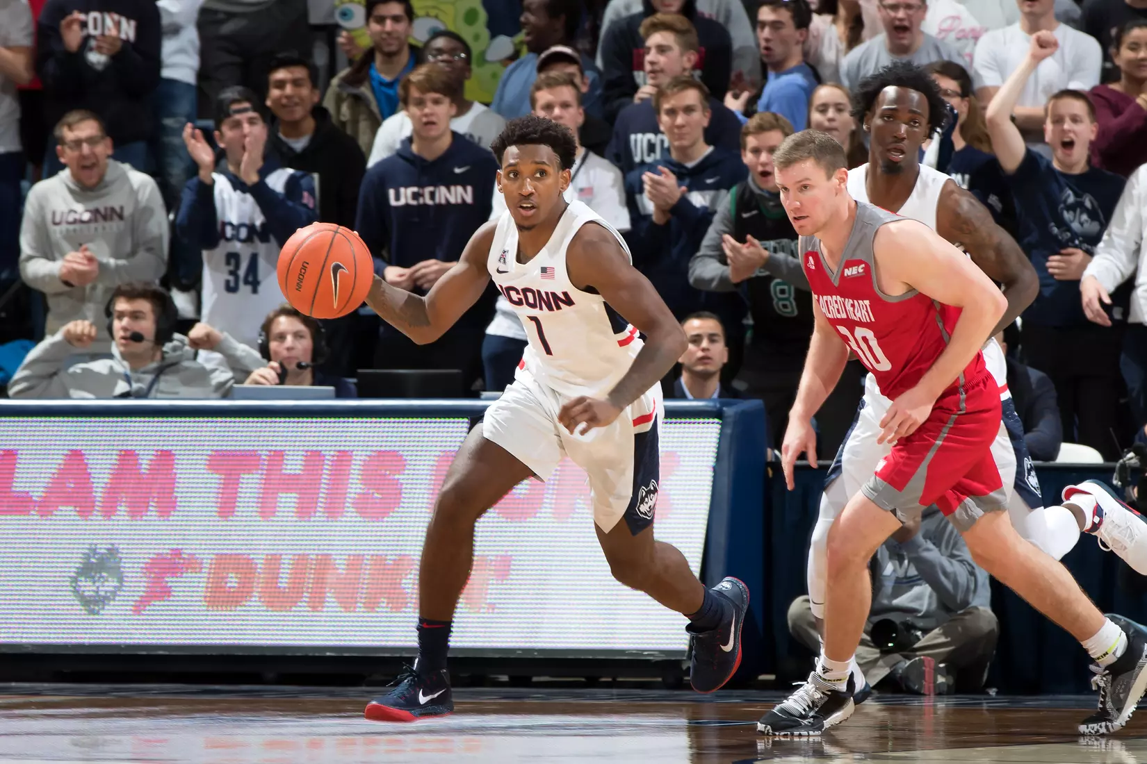 UConn vs Sacred Heart 11/8/19
