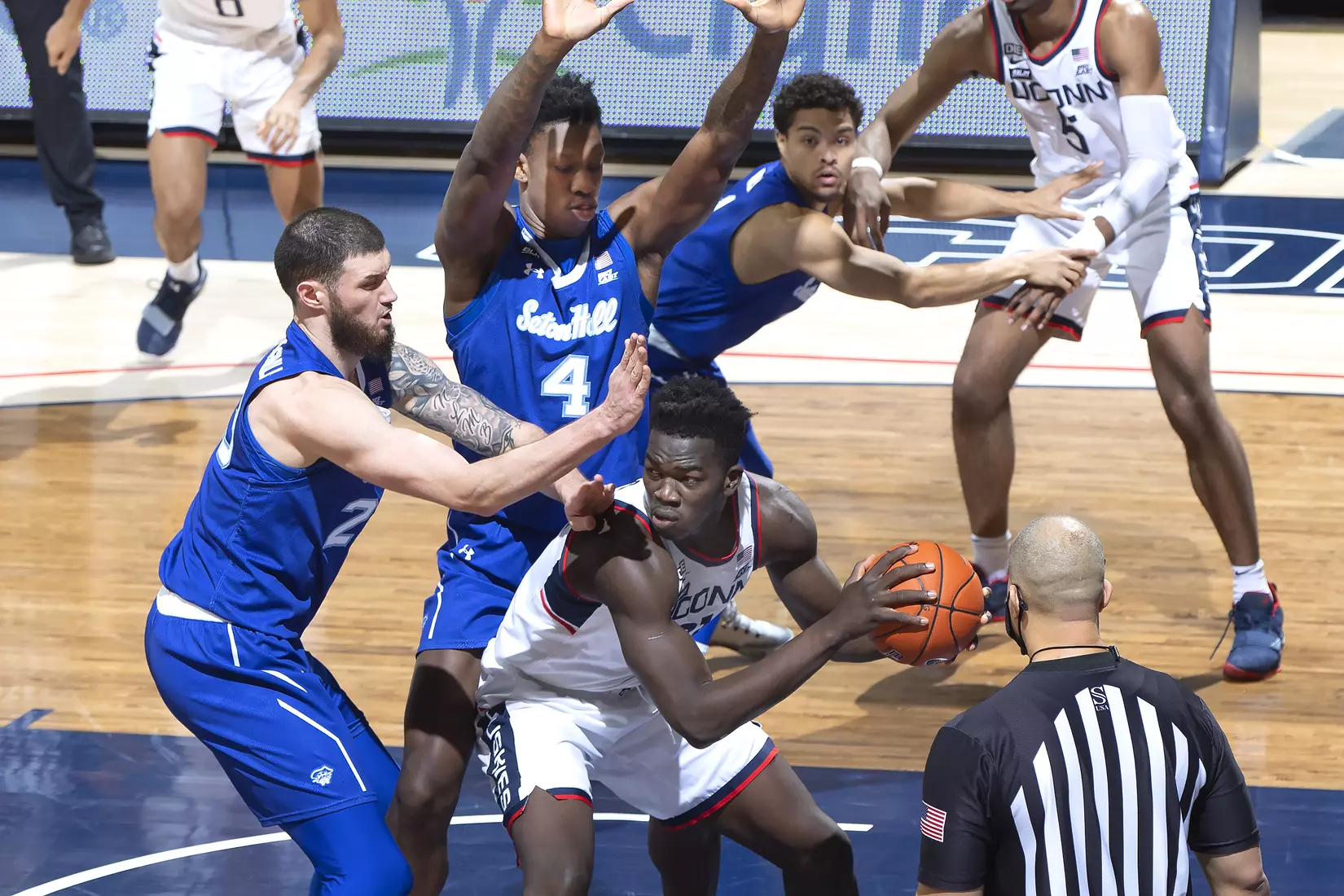Adama Sanogo draws some attention in the first half of the game against Seton Hall on February 6, 2021.