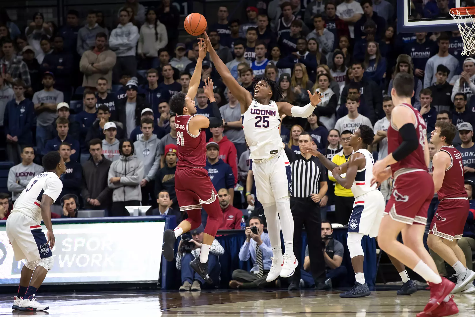 Uconn vs St Joseph's 11/13/19